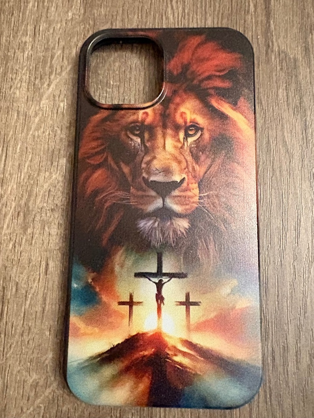 lion and cross iphone 15 case